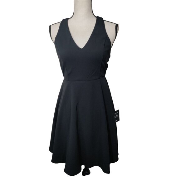 Lulus Katrina Black Strappy Sleeveless‎ Skater Dress Size Medium NWT - Picture 1 of 11